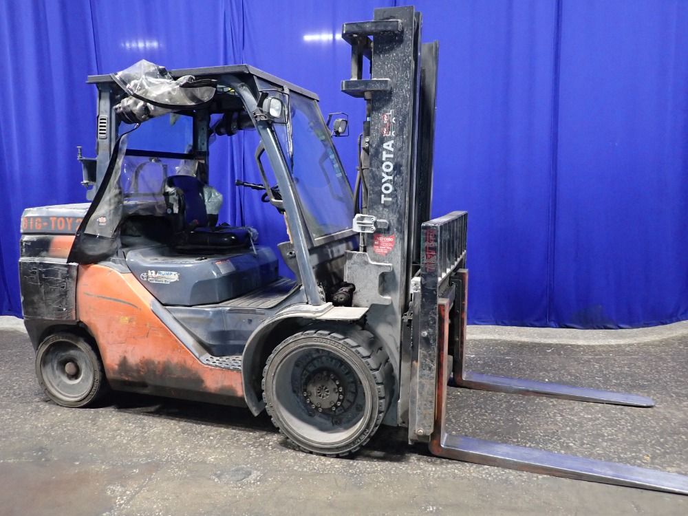 Toyota Toyota 8fgc70u Propane Forklift