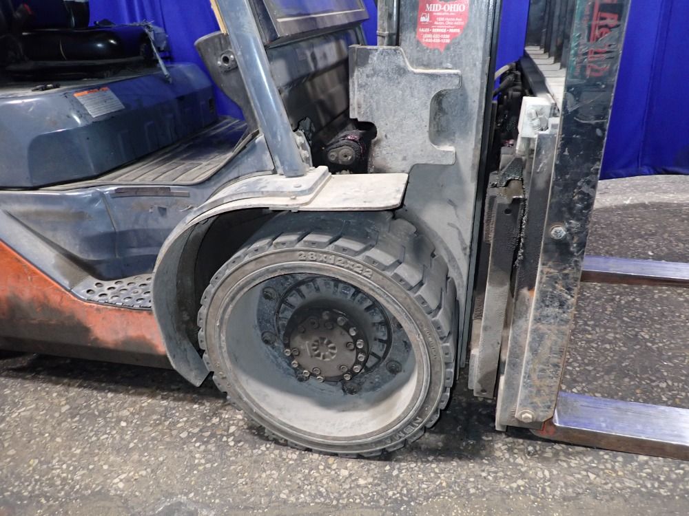 Toyota Toyota 8fgc70u Propane Forklift
