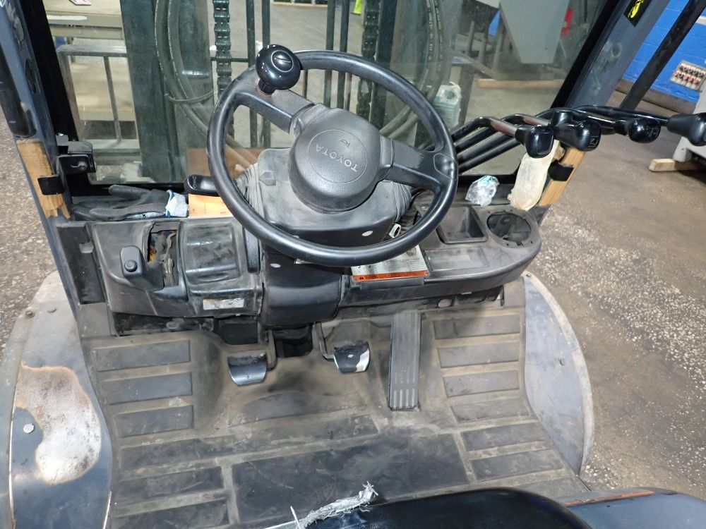 Toyota Toyota 8fgc70u Propane Forklift