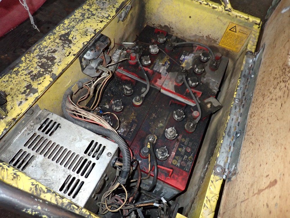 Cushman Cushman 8983208710 Electric Cart