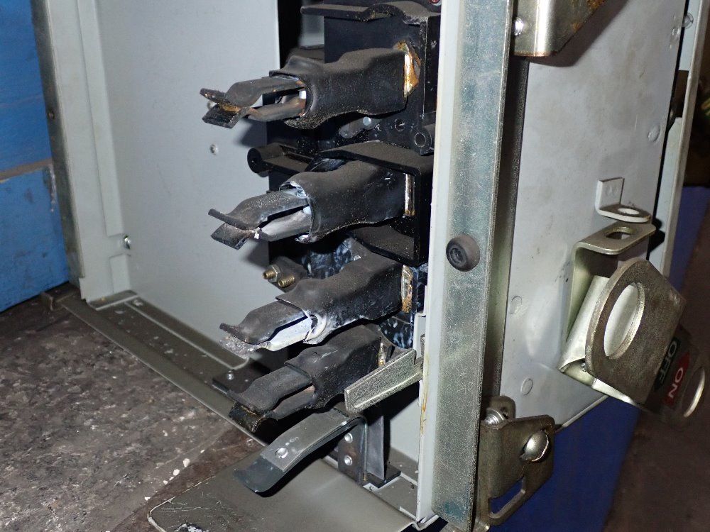 Siemens Circuit Breaker Bus Plug