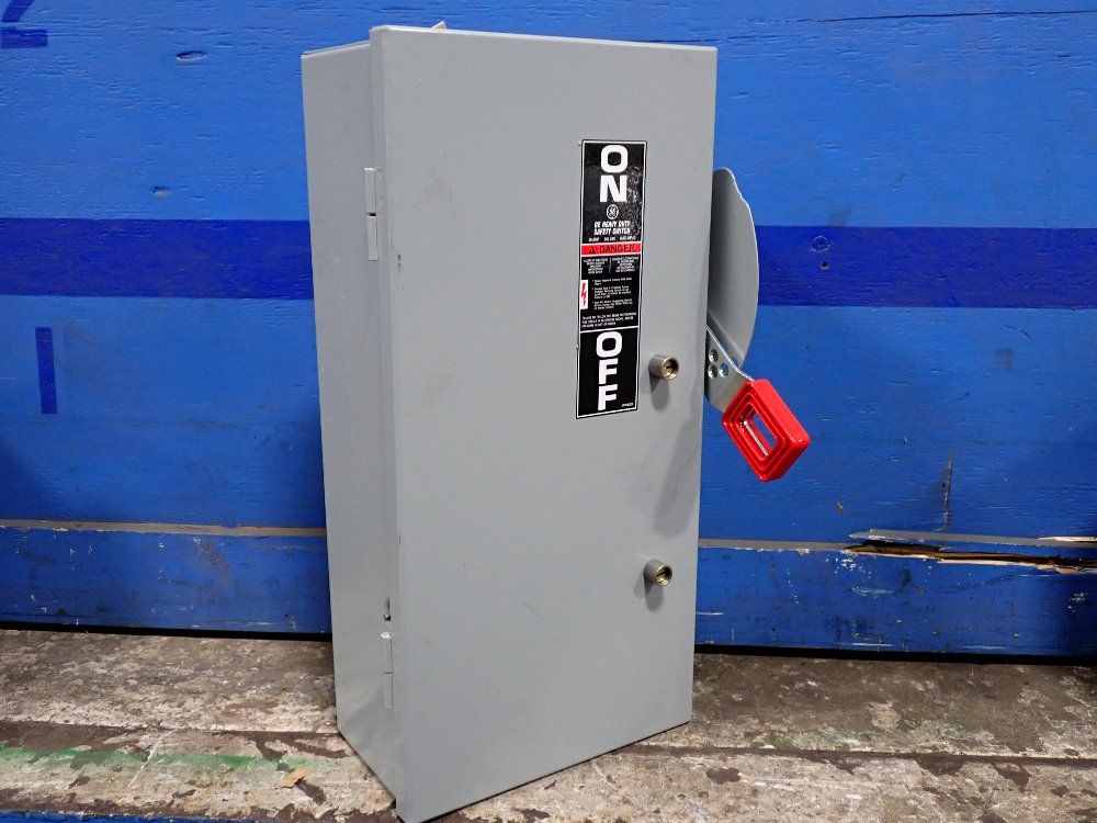 General Electric Non Fusible Disconnect