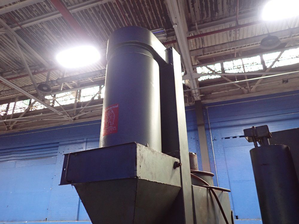 Universal Universal Blast Cabinet