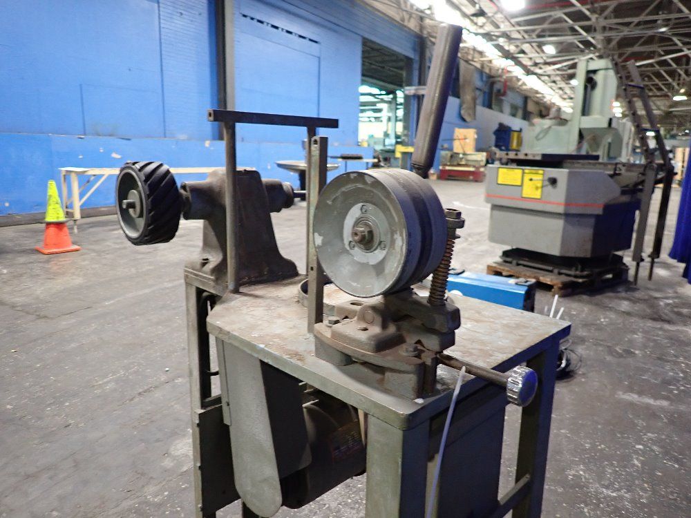  Grinder
