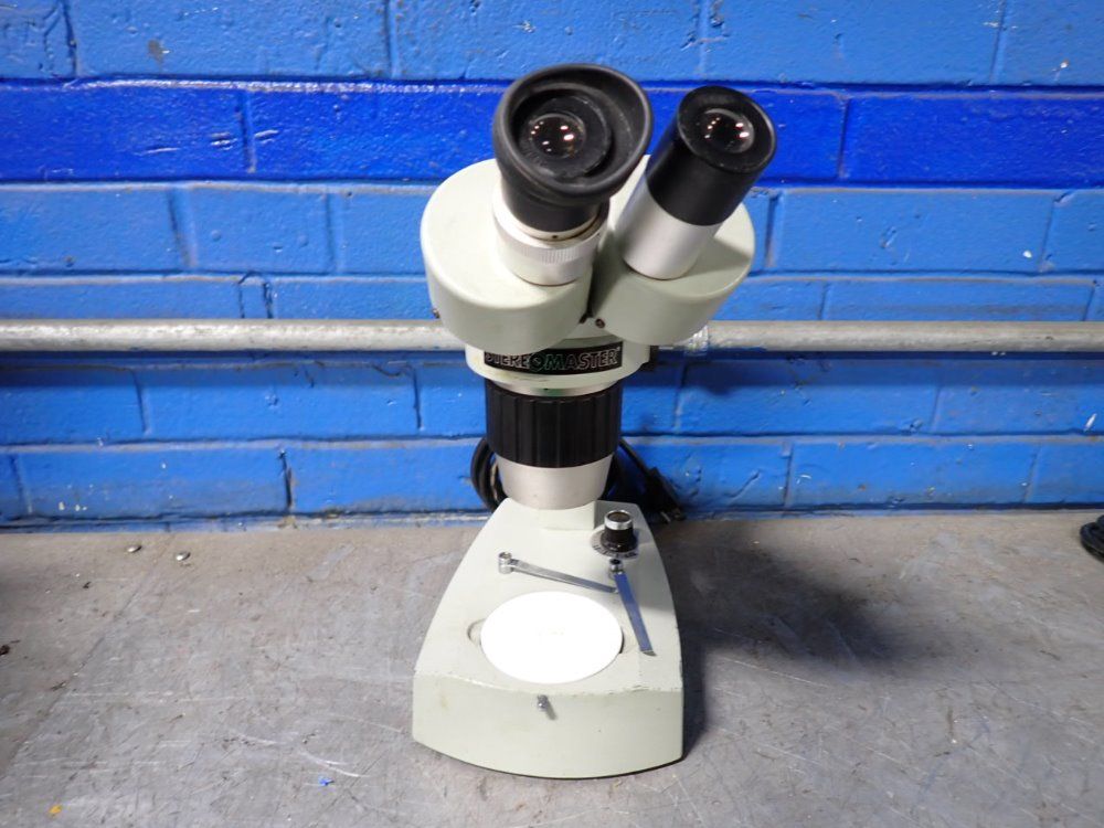 Fisher Scientific Microscope