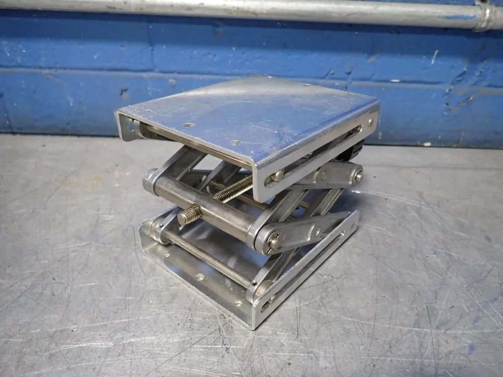 Lab Craft Lift