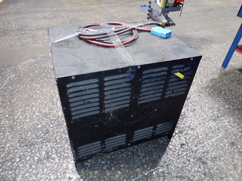 Applied Energy Battery Charger