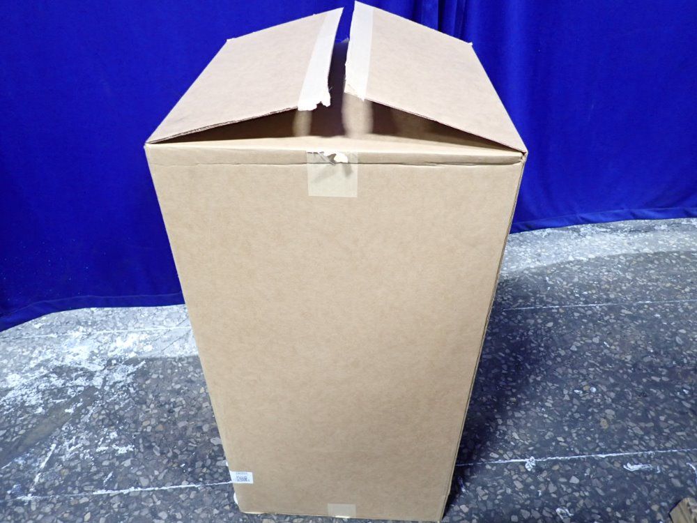 Grainger Ply Paper Roll