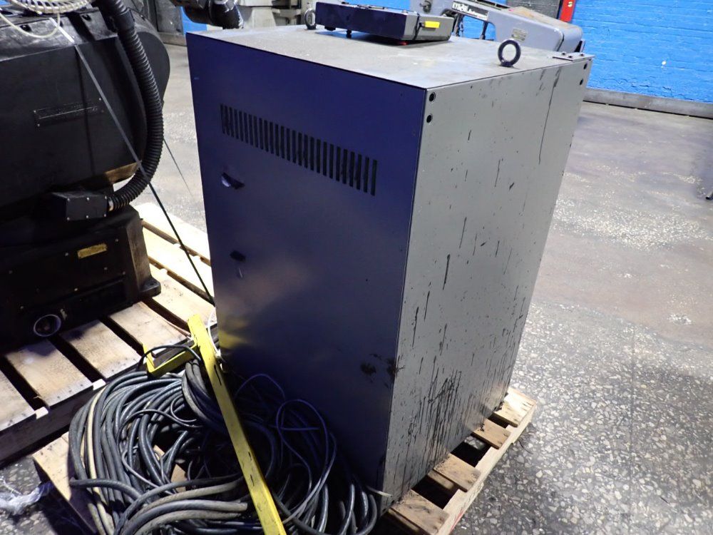 Fanuc Fanuc P100 Robot