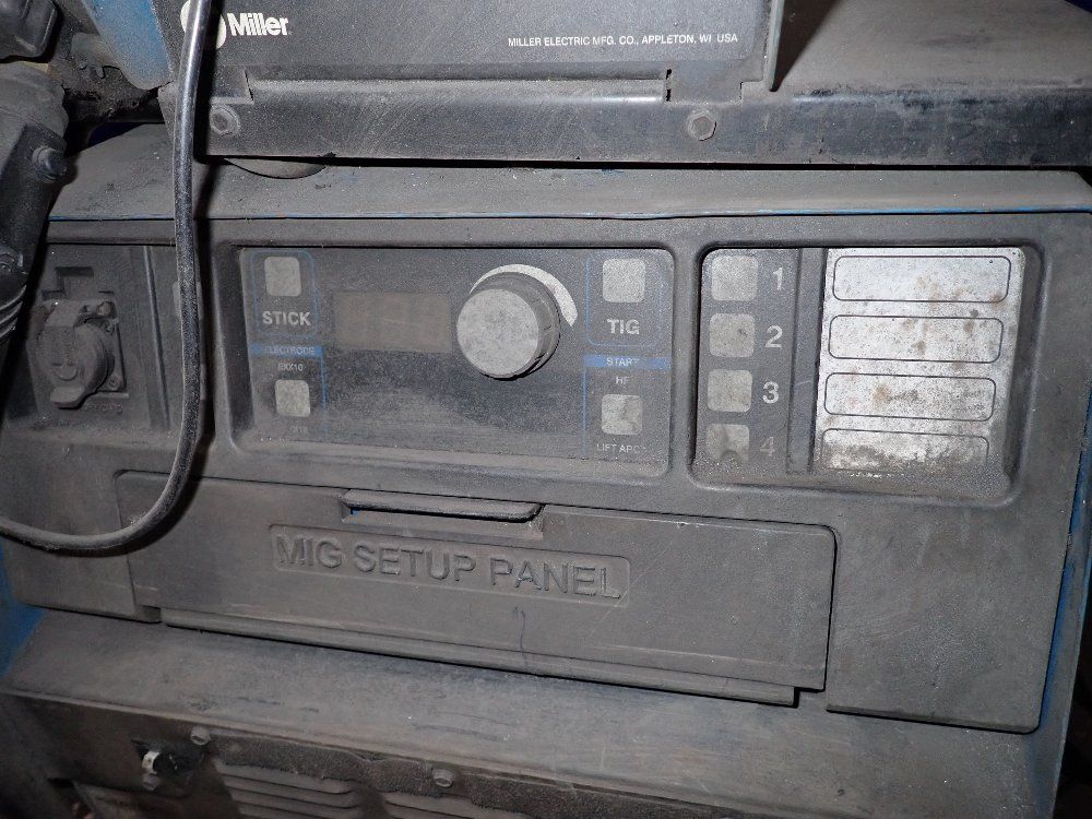 Miller Miller Pipeworx 400 Welder