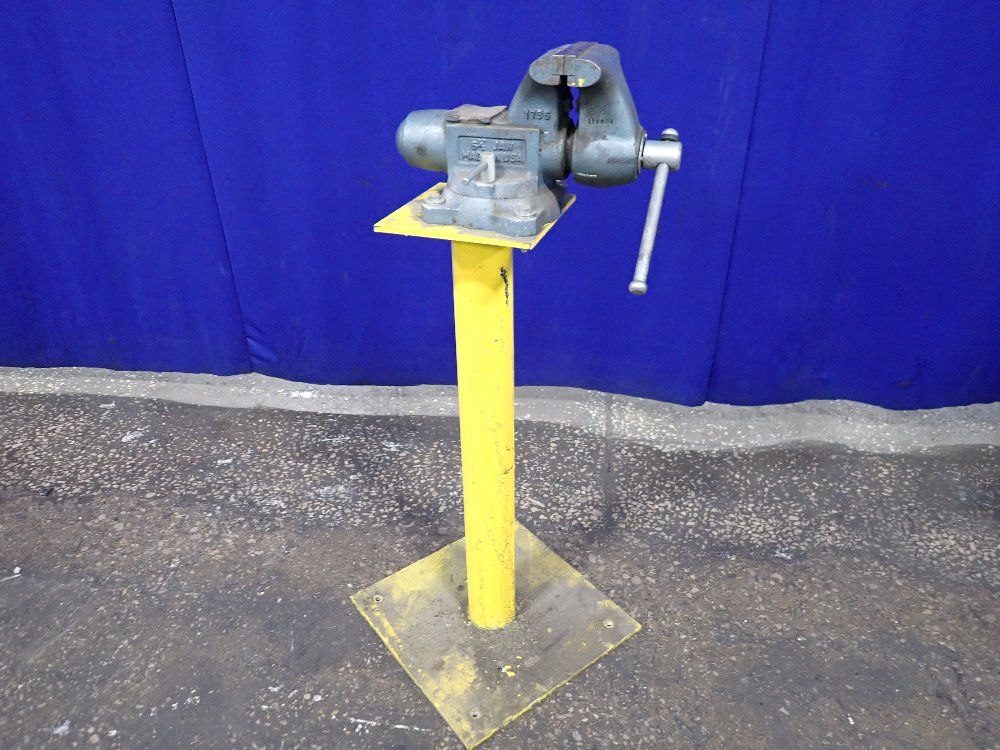 6 1/2" Vise