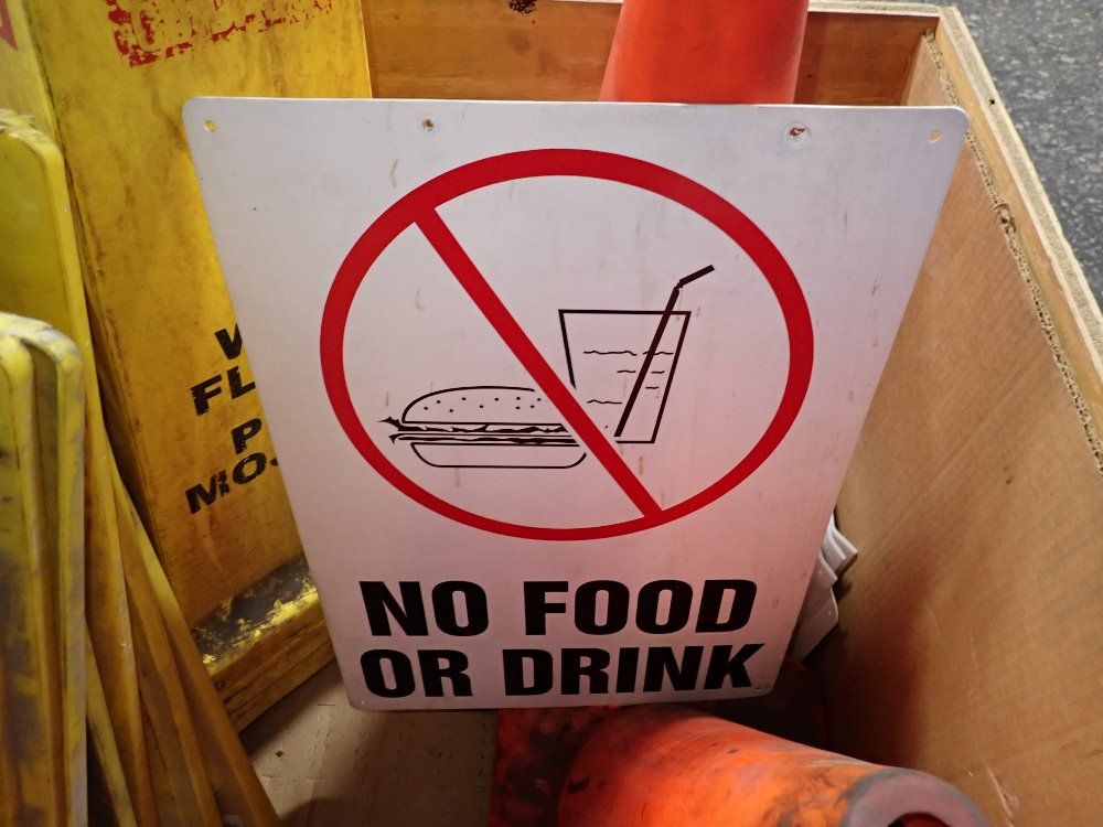  Floorwall Signs