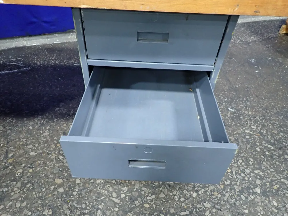  Workbench