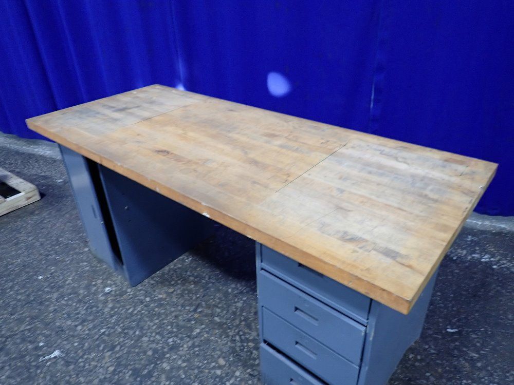  Workbench