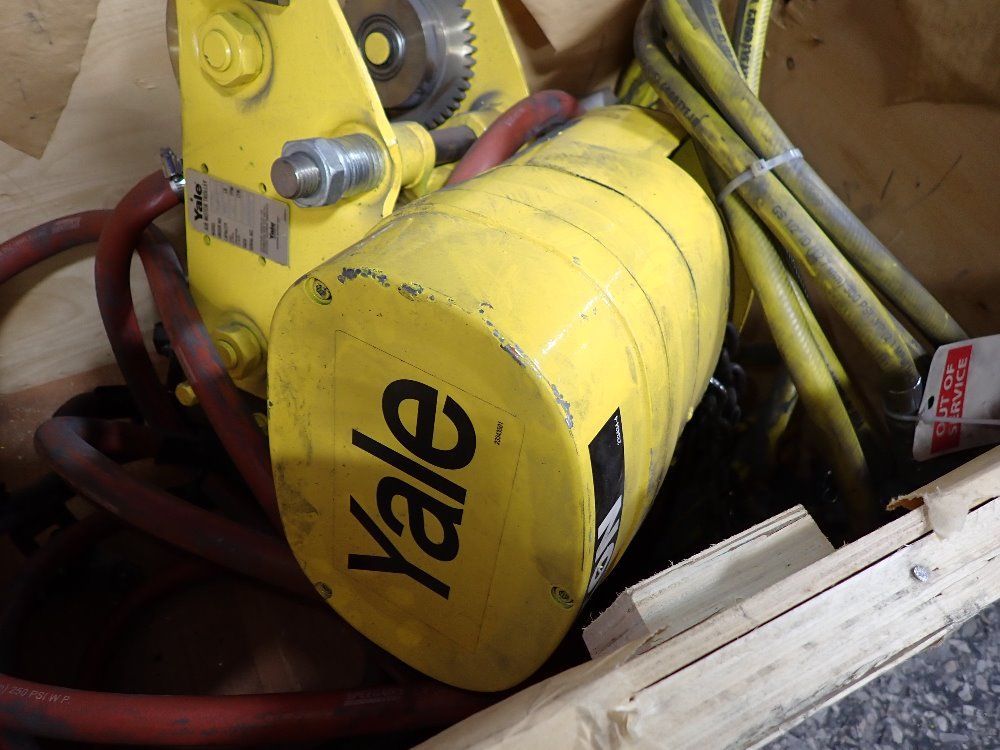 Yale Air Chain Hoist