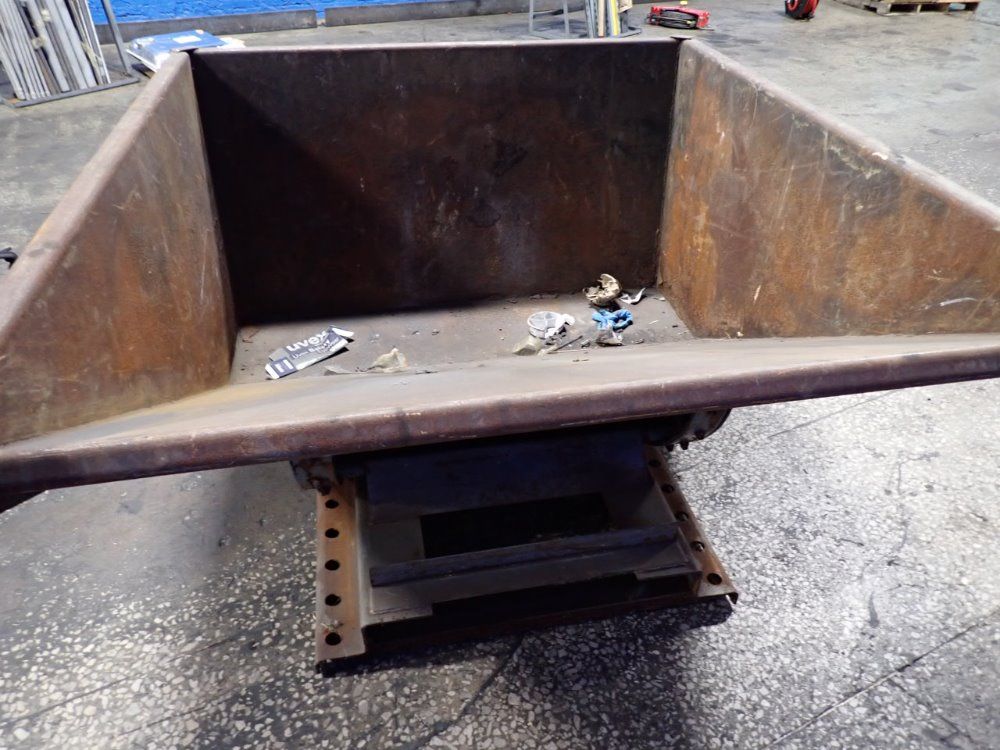 Wright Self Dumping Hopper