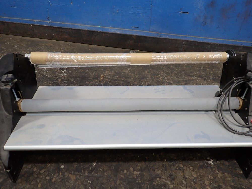  Laminator