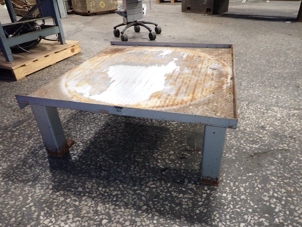  Steel Stand