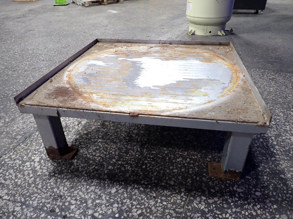  Steel Stand