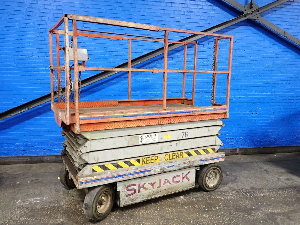 Sky Jack Scissor Lift