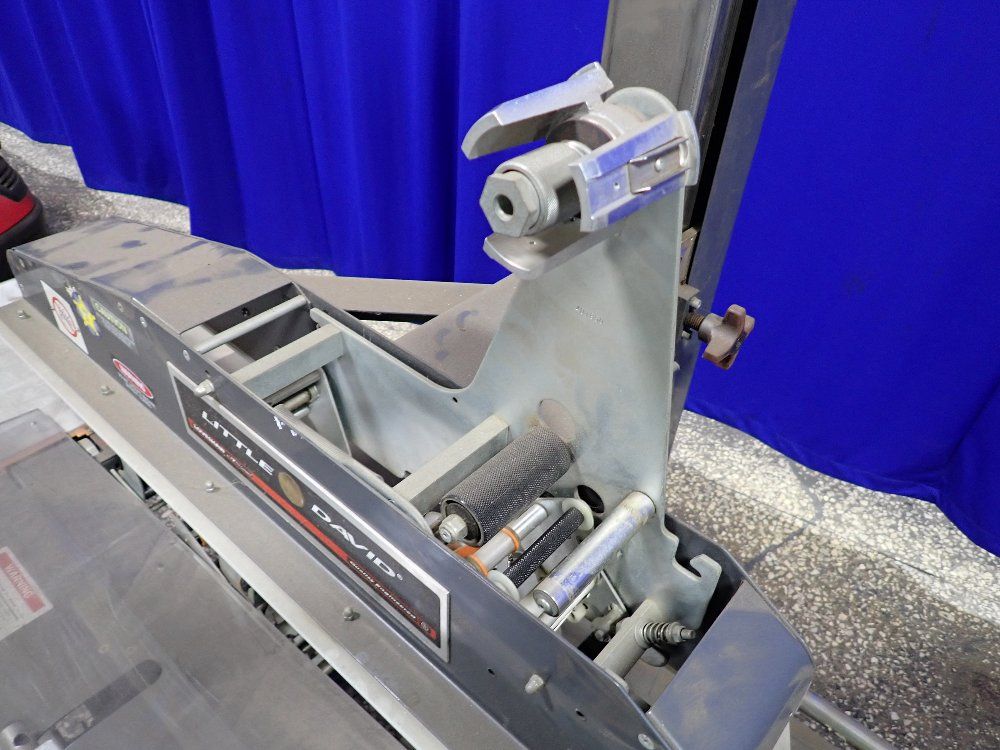 Little David Automatic Taping Machine