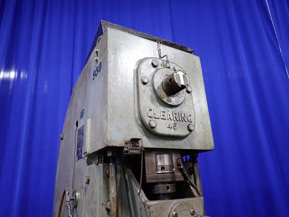 Clearing Machining Corp Clearing Machining Corp 45 Punch Press