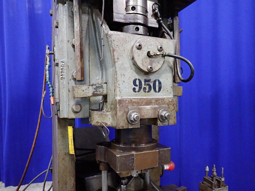 Clearing Machining Corp Clearing Machining Corp 45 Punch Press