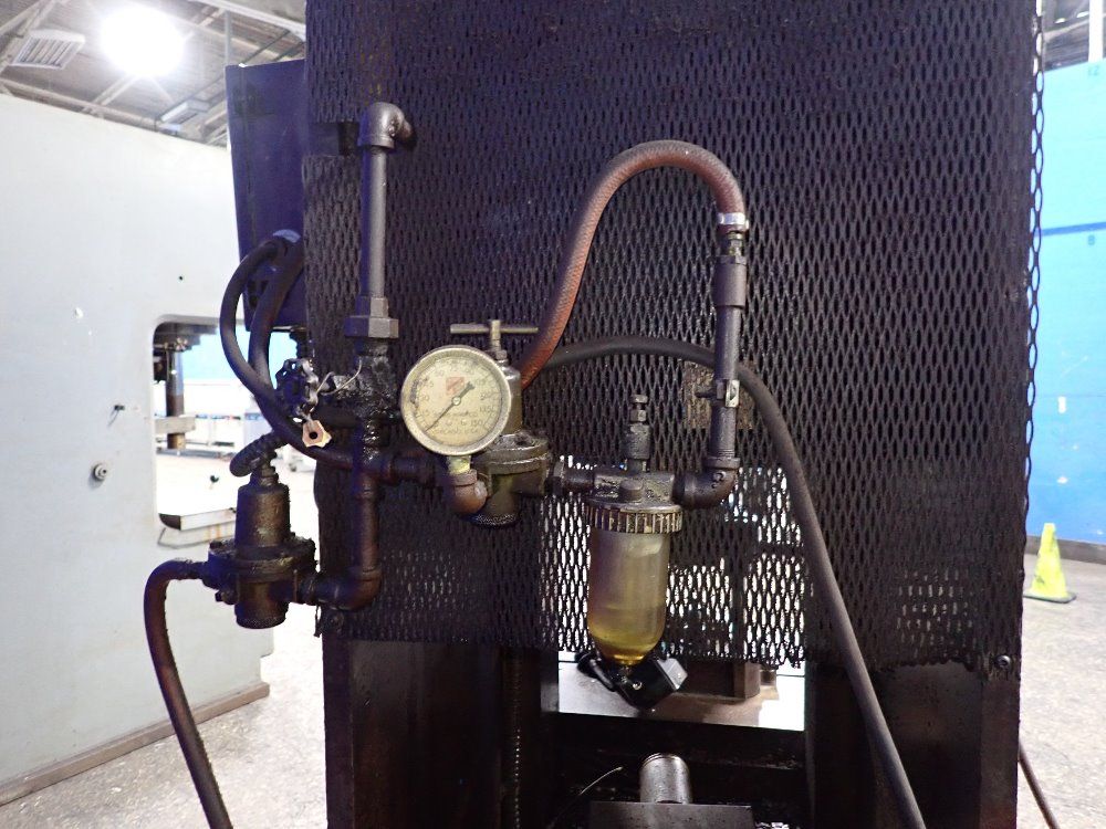 Clearing Machining Corp Clearing Machining Corp 45 Punch Press