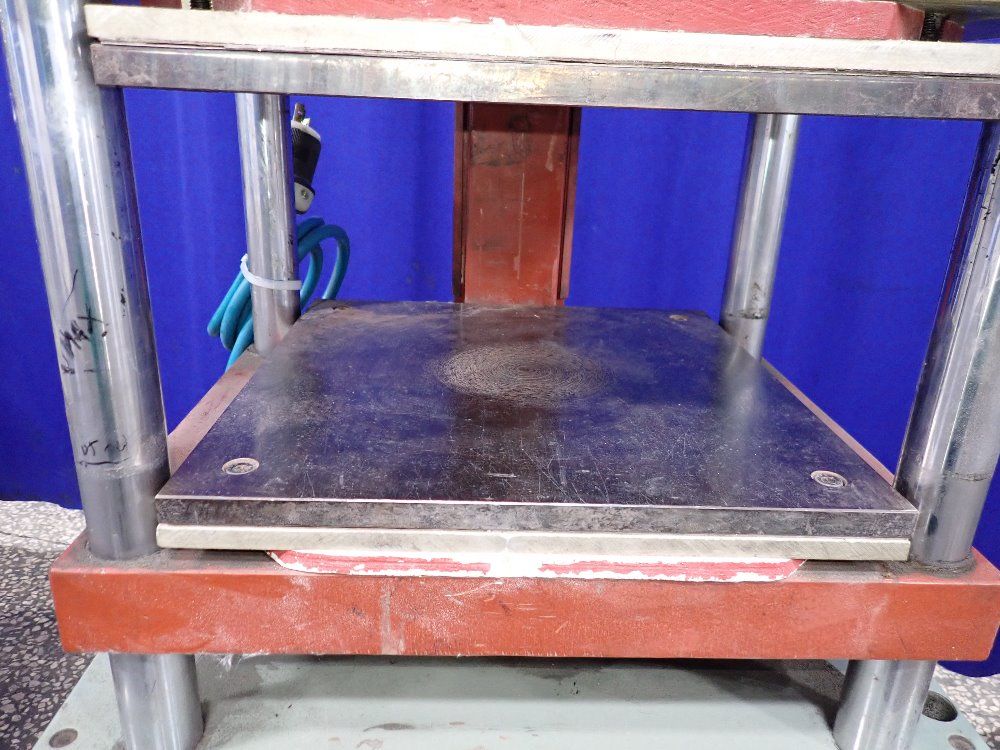 Nicem 4post Press