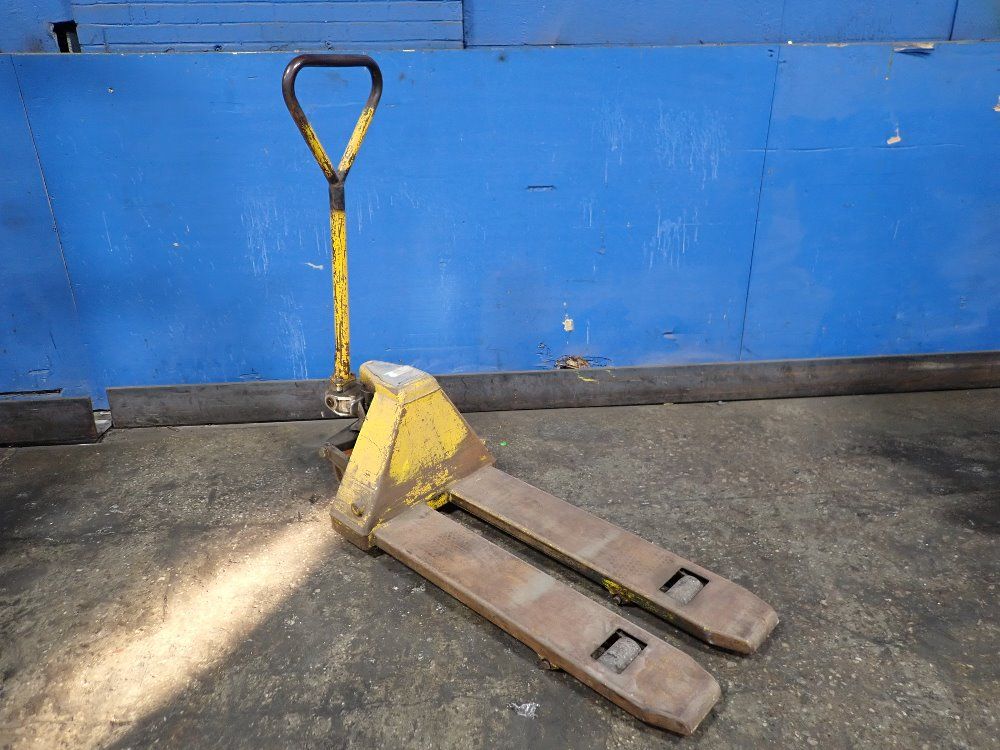  Pallet Jack
