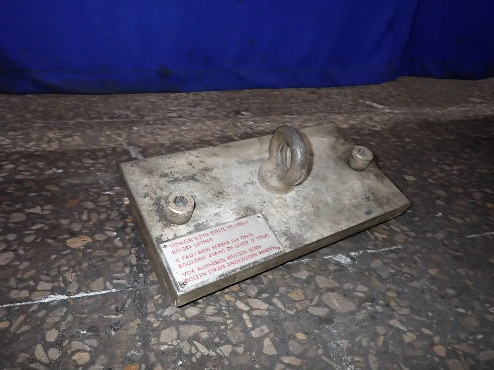  Lifting Mount