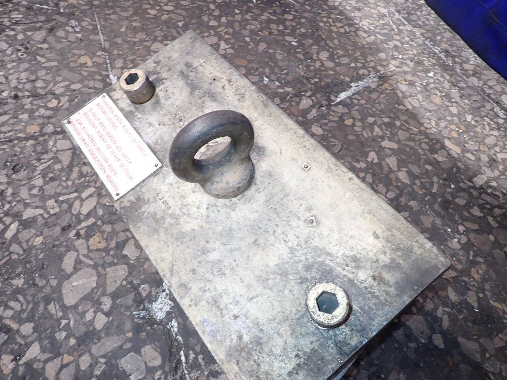  Lifting Mount
