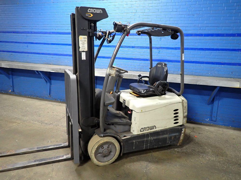 Crown Crown Sc5200 Electric Forklift