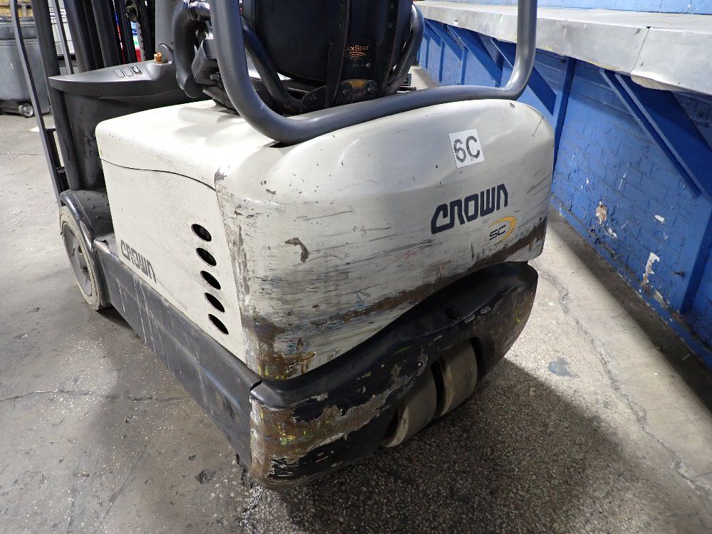 Crown Crown Sc5200 Electric Forklift