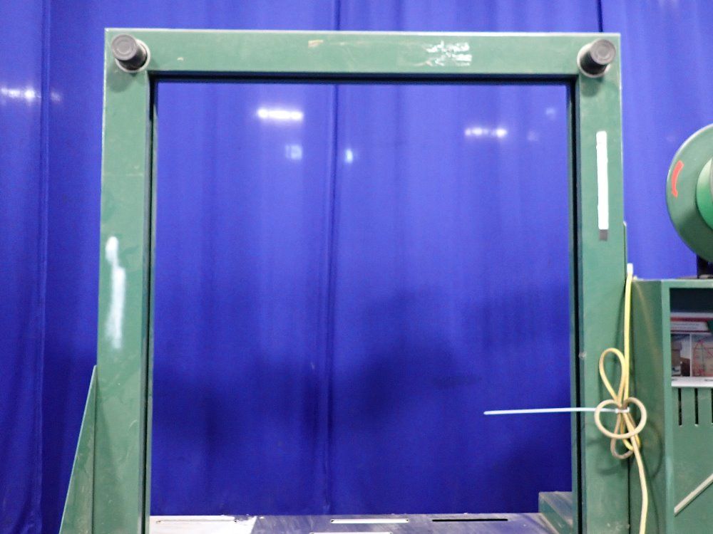 Landen Strapping Machine