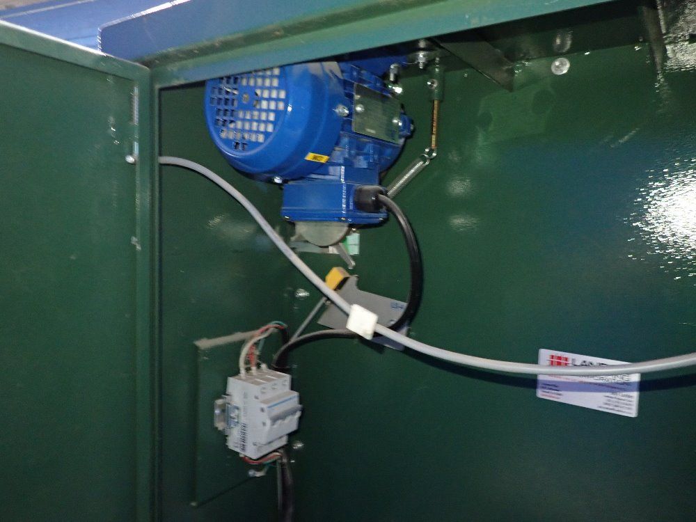 Landen Strapping Machine
