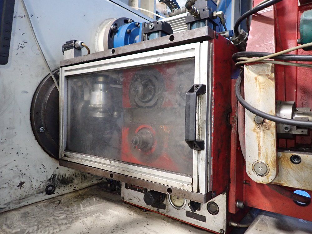 Latour 1995 Latour Robomac 310 Wire Former