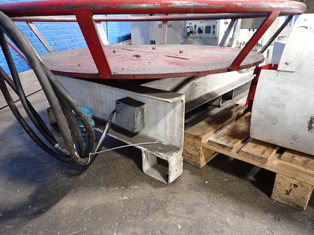 Latour 1995 Latour Robomac 310 Wire Former