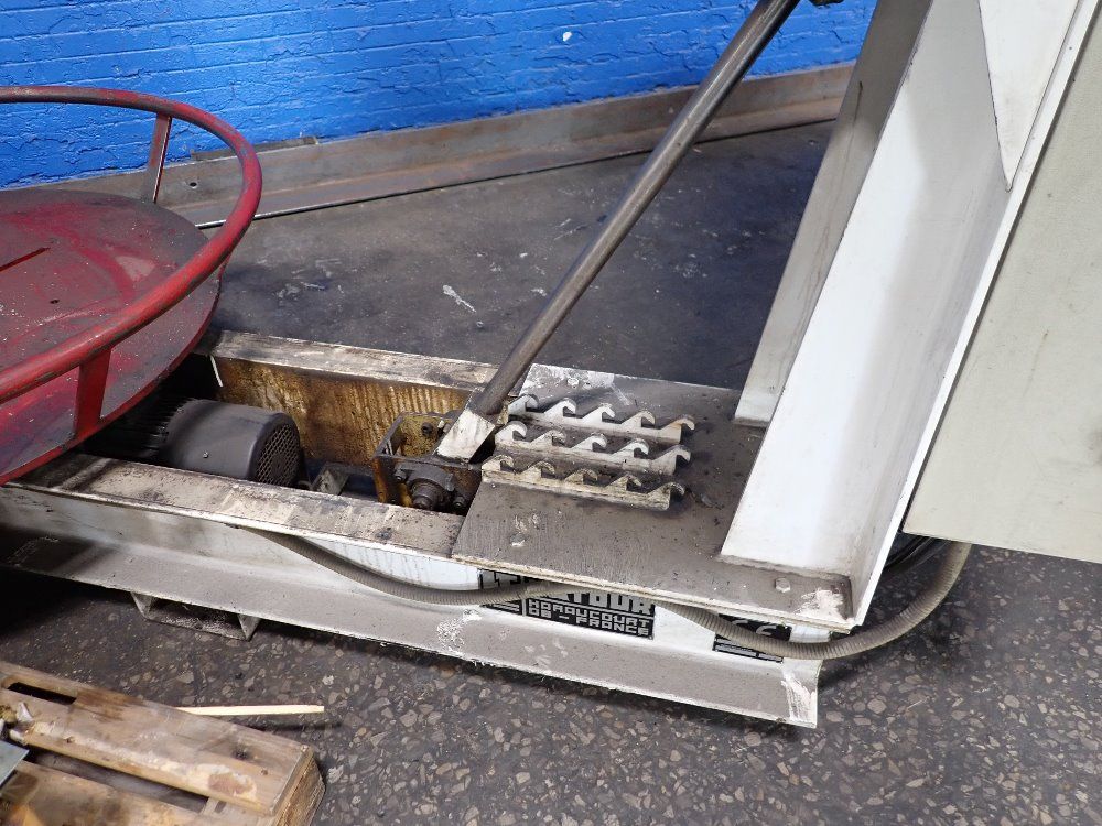 Latour 1995 Latour Robomac 310 Wire Former