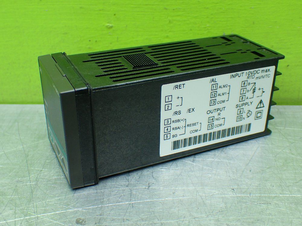 Yokogawa Temperature Limit Controller. - Ut150l-rn