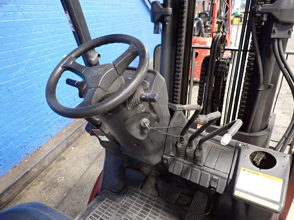 Caterpillar Caterpillar C6000 Propane Forkift