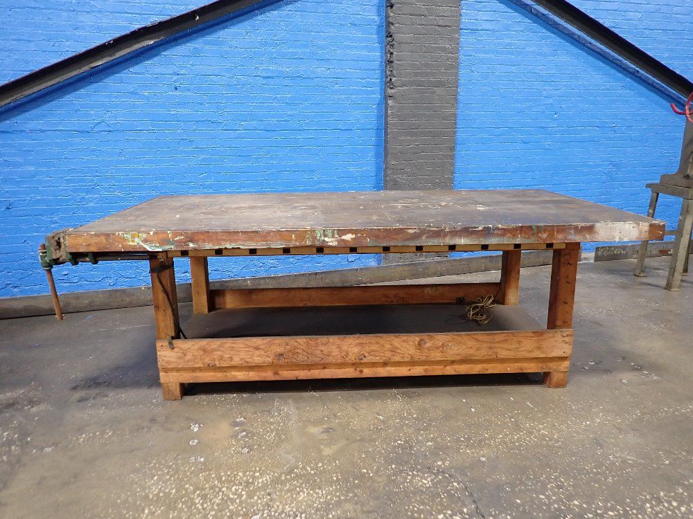  Workbench W7 Vise