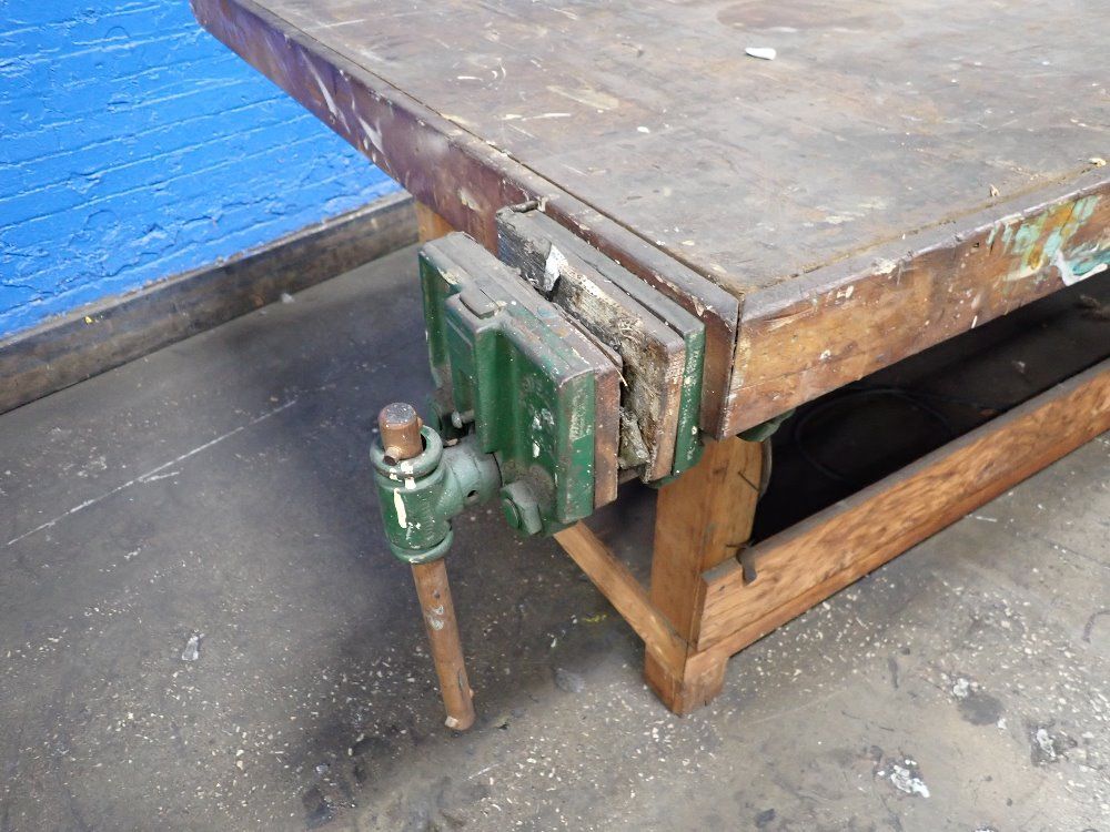  Workbench W7 Vise