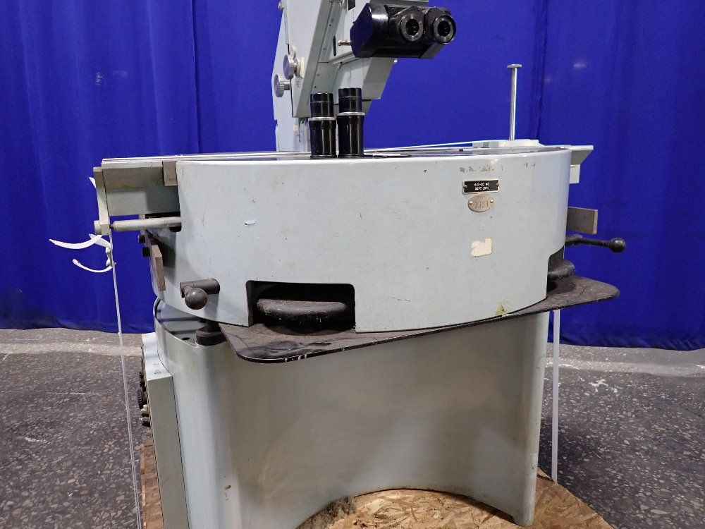 Cari Zeiss Microscope