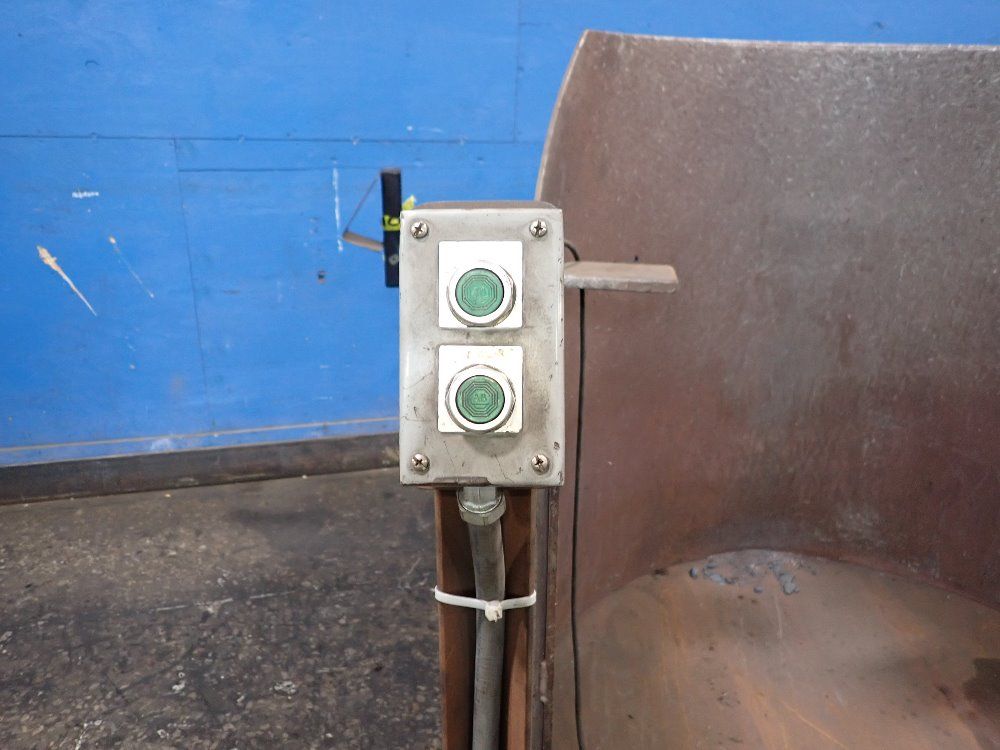 American Lifts Tipper