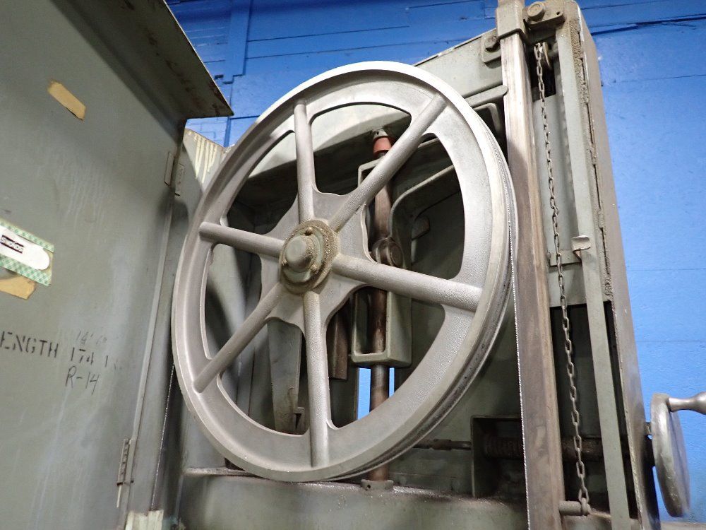 Grob Vertical Band Saw