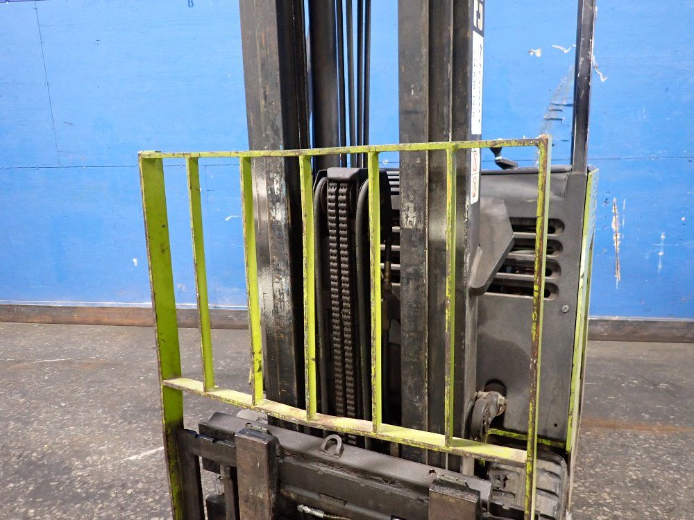 Clark 3675 Lbs Esmii-20 Electric Forklift - Esmii-20