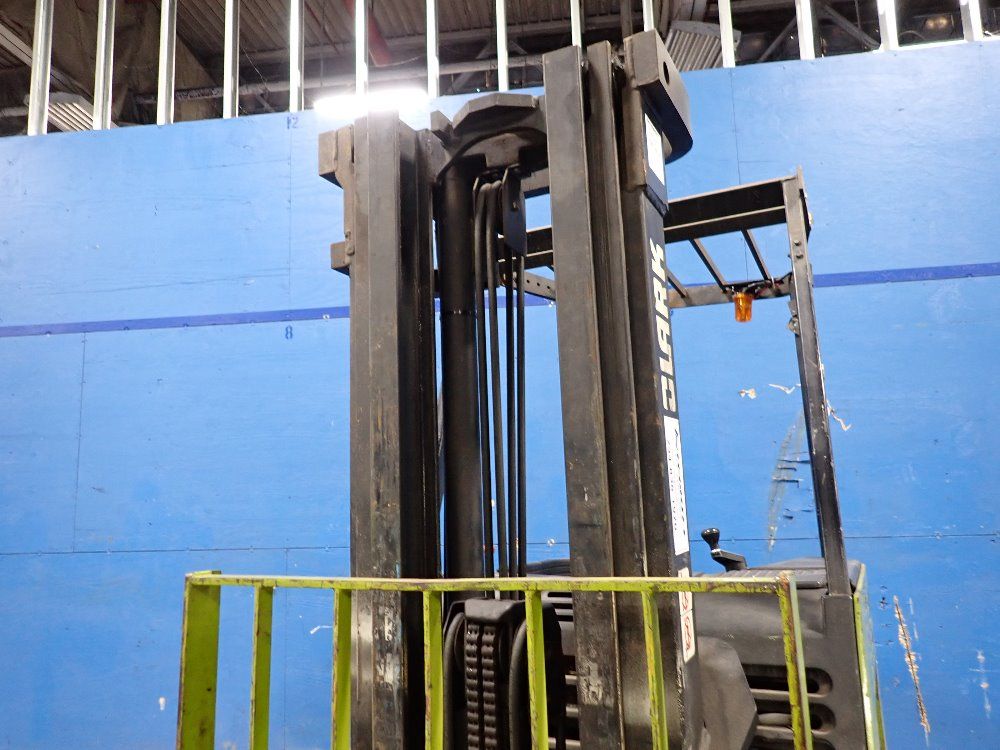 Clark 3675 Lbs Esmii-20 Electric Forklift - Esmii-20