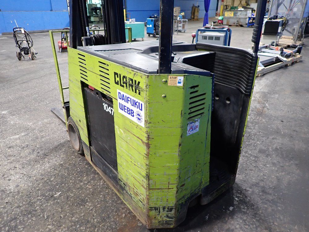 Clark 3675 Lbs Esmii-20 Electric Forklift - Esmii-20