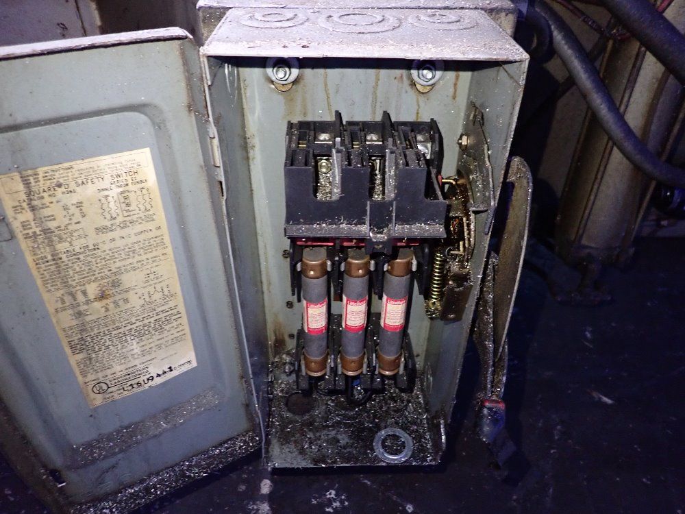 Hem Inc 14" X 18" Horizontal Band Saw